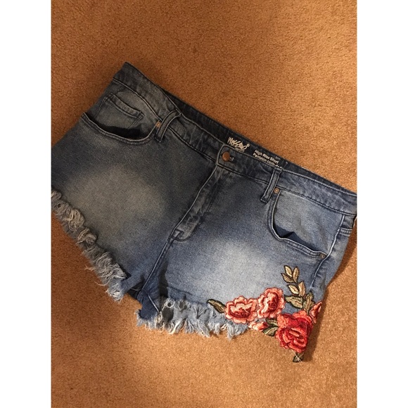 Cut-Off High Rise Shorts - Picture 1 of 4